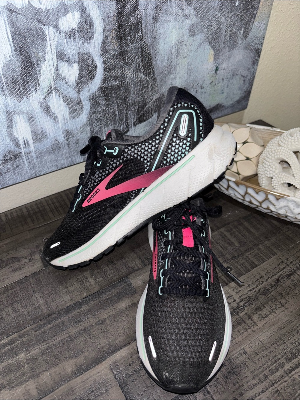 Brooks Ghost 14 WOMENS SZ 9 - Picture 4 of 13